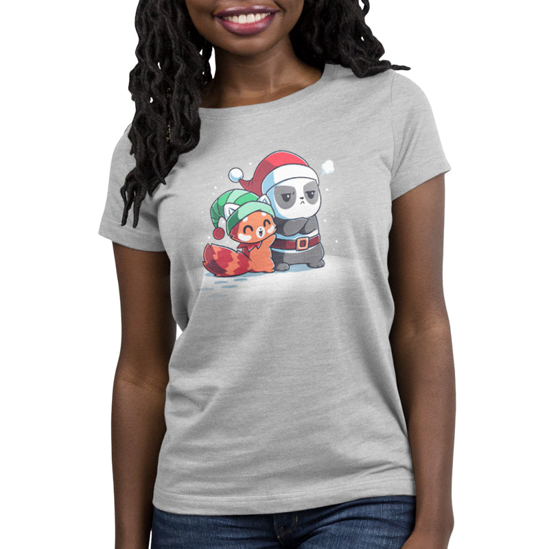 Premium Cotton T-shirt_Teeturtle Santa Hug silver gray t-shirt featuring a red panda wearing a green elf hat, hugging a grumpy panda dressed as Santa Claus on a snowy ground.